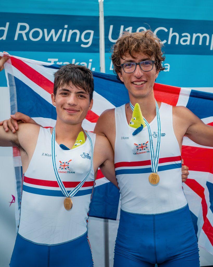 Alp Karadogan rowing