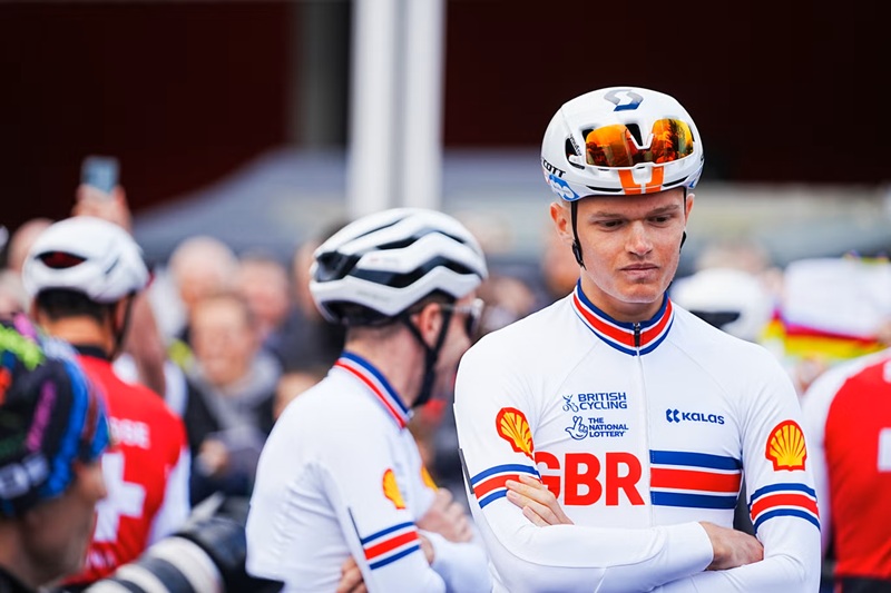 Oscar Onley joins Ineos