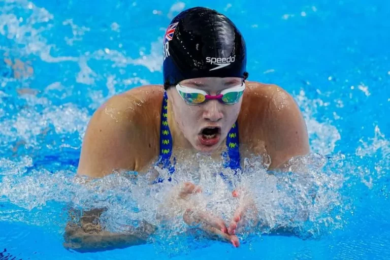 amalie smith european jr record 200IM may 2026