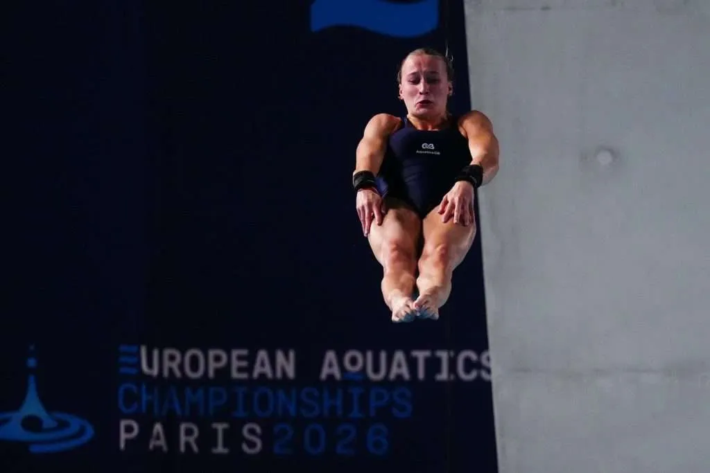 2026 aquatics paris maisie bond 2 golds