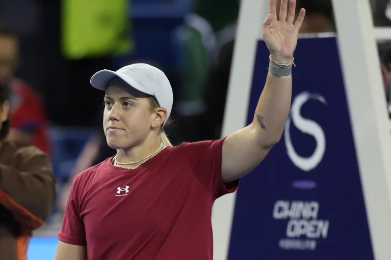 2026 wuhan kartal beats svitolina